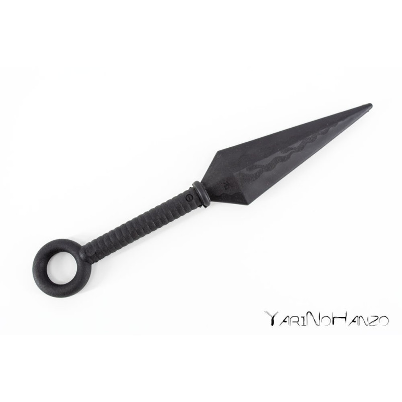 KUNAI EN CAOUTCHOUC